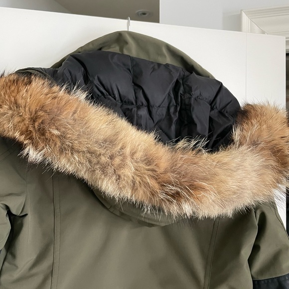 High End CMFR winter coat/parka - Picture 4 of 5